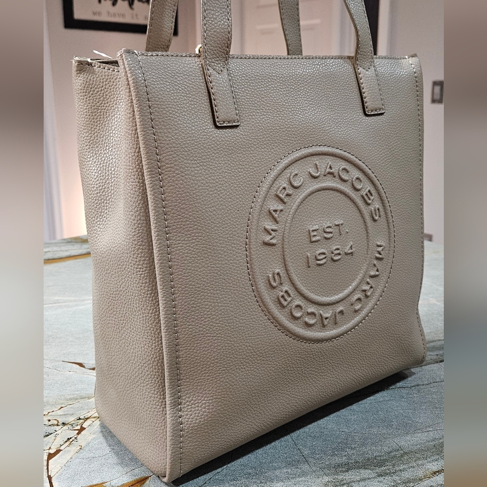 Marc Jacobs Taupe Tote Bag Large - Picture 4 of 13